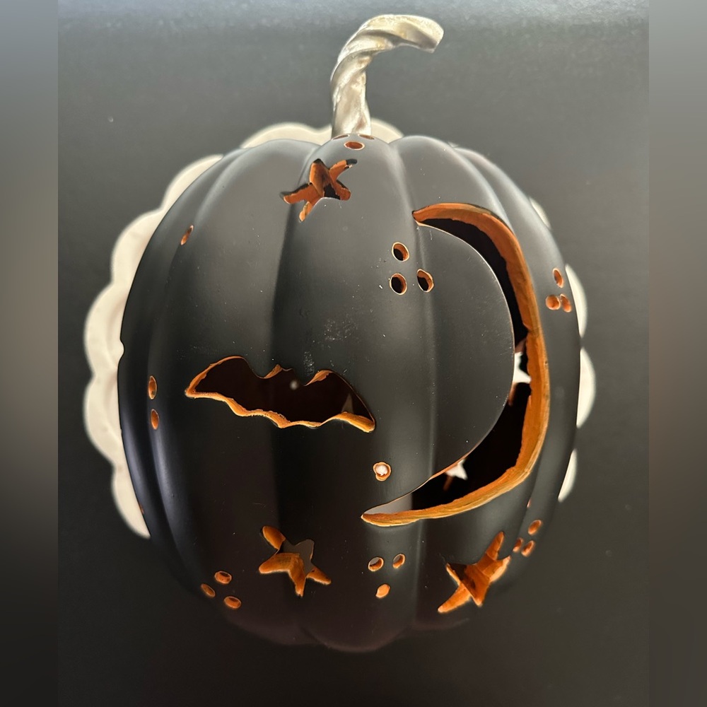 Black Halloween Pumpkin Lantern
